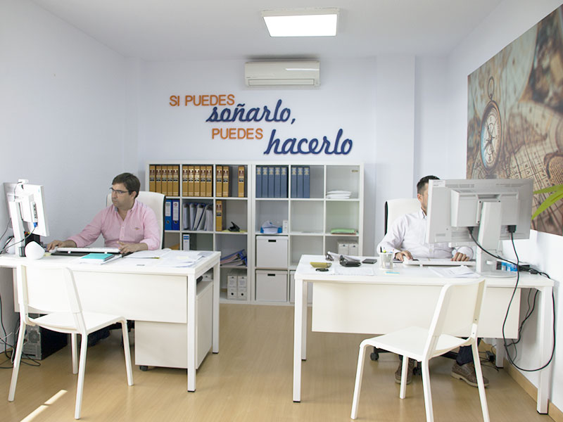 despacho-trabajando